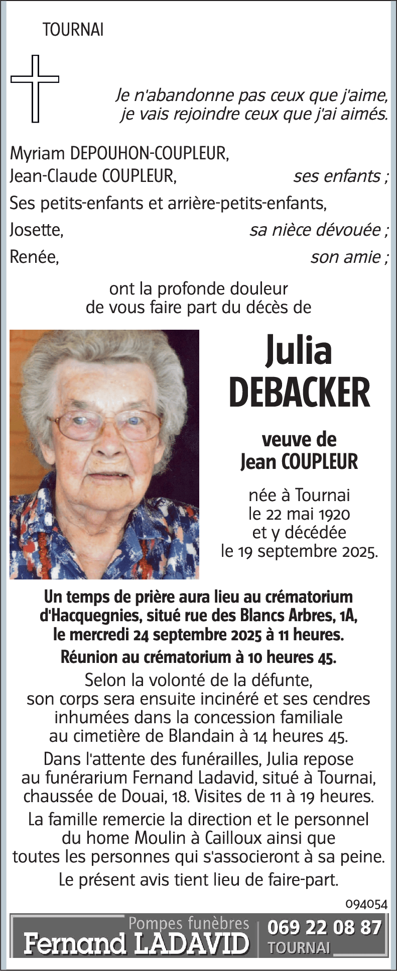 Julia DEBACKER